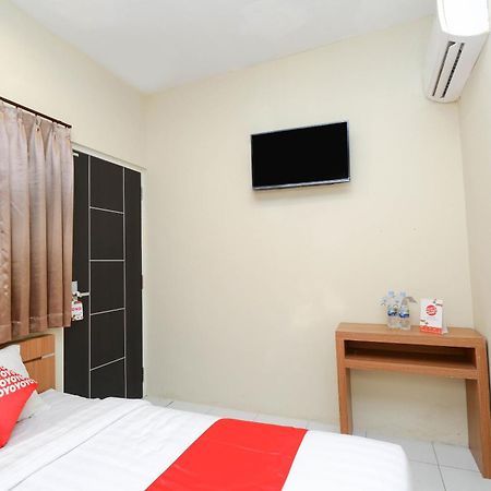 โอโย 1250 อุนตา เรสซิเดนซ์ Hotel เซอมารัง ภายนอก รูปภาพ