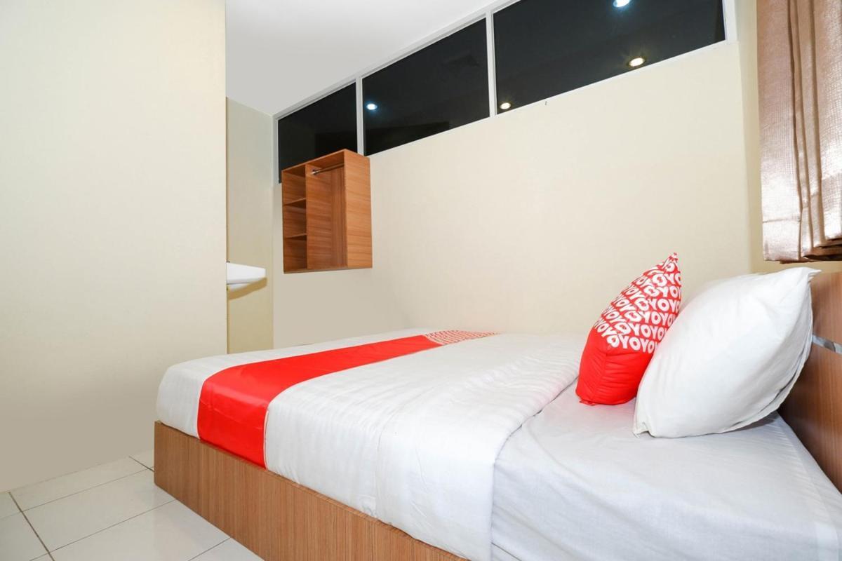 โอโย 1250 อุนตา เรสซิเดนซ์ Hotel เซอมารัง ภายนอก รูปภาพ