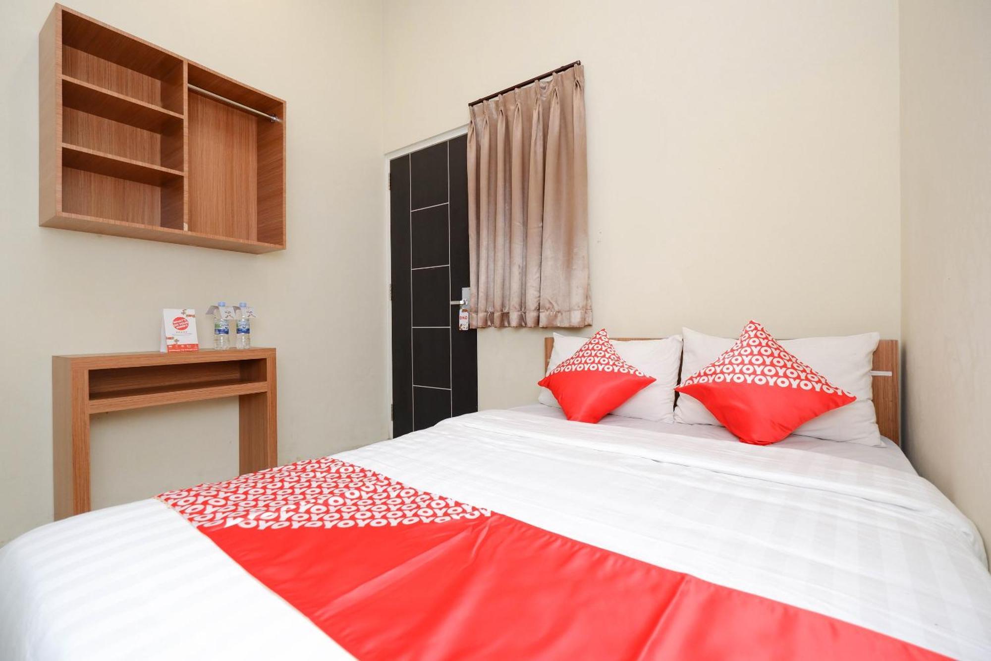 โอโย 1250 อุนตา เรสซิเดนซ์ Hotel เซอมารัง ภายนอก รูปภาพ