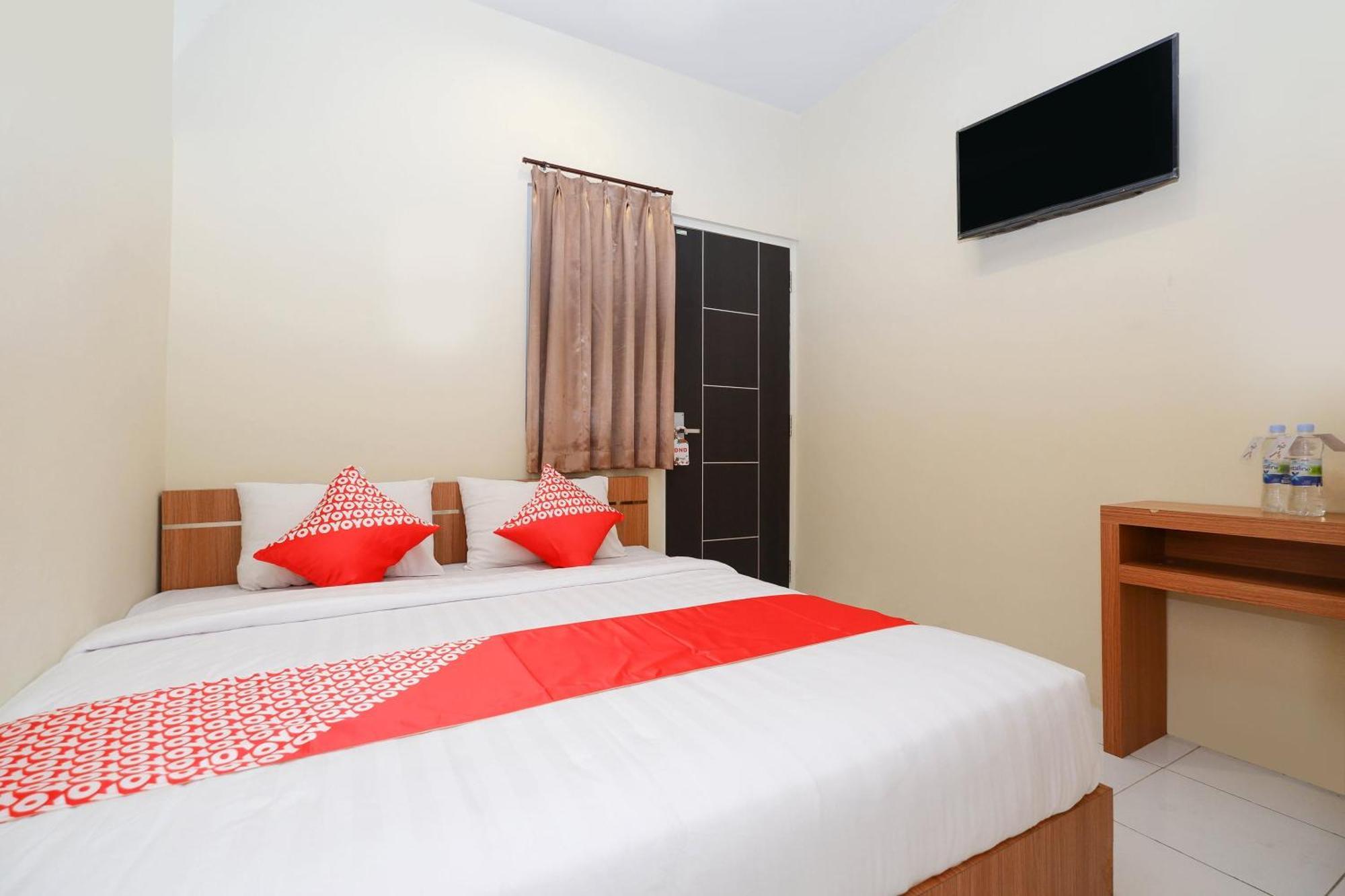 โอโย 1250 อุนตา เรสซิเดนซ์ Hotel เซอมารัง ภายนอก รูปภาพ
