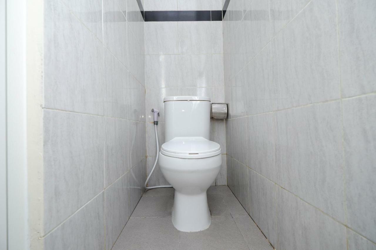 โอโย 1250 อุนตา เรสซิเดนซ์ Hotel เซอมารัง ภายนอก รูปภาพ